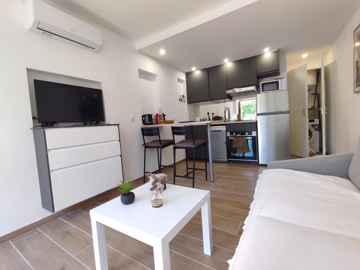Charmant Studio Lavandou - 500M Plage Le Lavandou Exterior foto